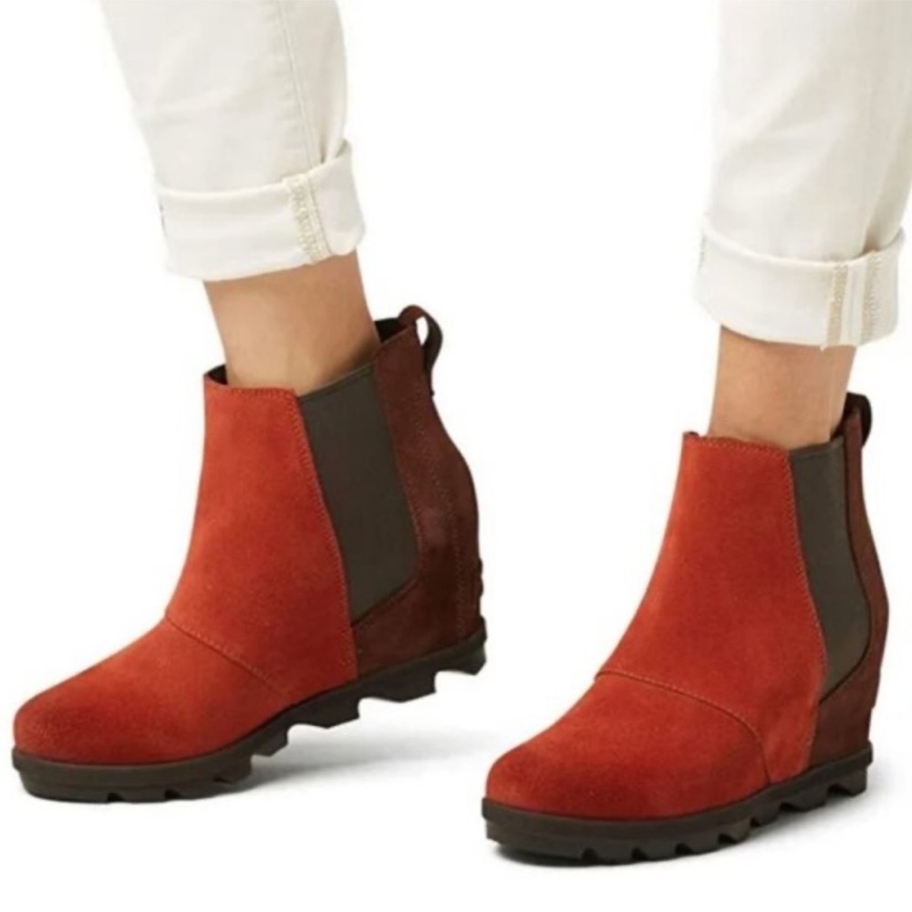 Sorel | Women's Red/Brown/Black Suede Joan A Wedge II Pull On Ankle Boots Sz 8.5 - Picture 14 of 14